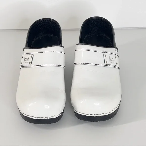 KOI SANDITA Women’s EU 36 US 5.5 White Clogs